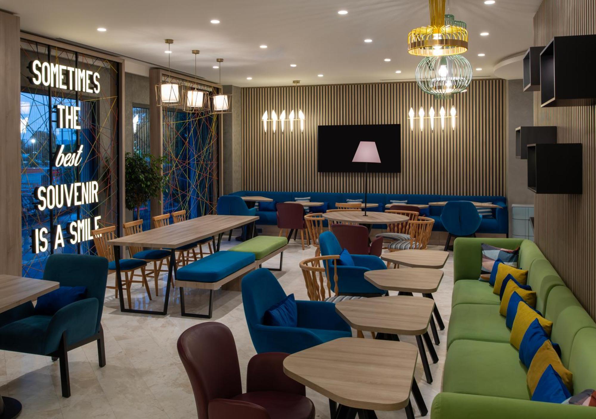 Hampton By Hilton Istanbul Merter Zewnętrze zdjęcie