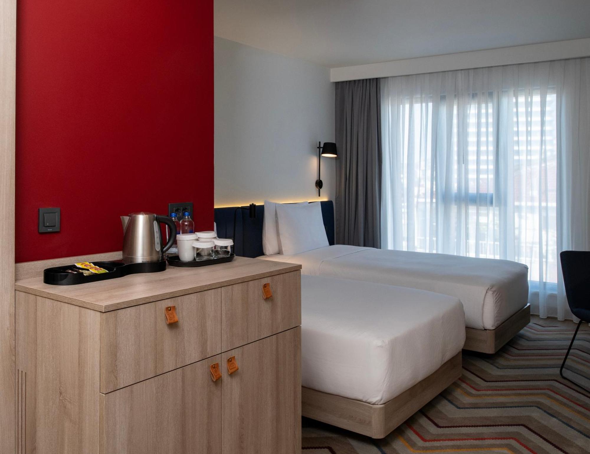 Hampton By Hilton Istanbul Merter Zewnętrze zdjęcie