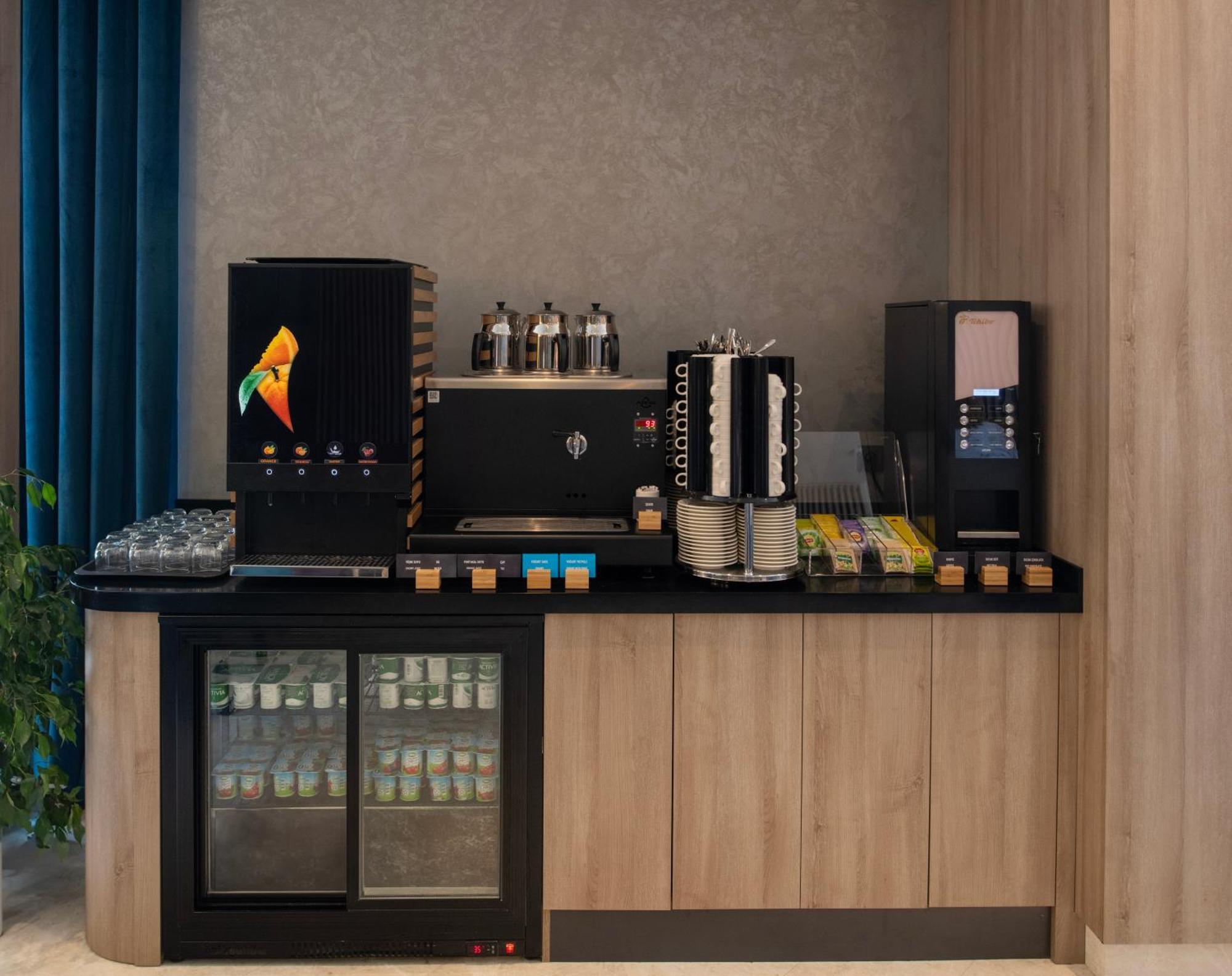Hampton By Hilton Istanbul Merter Zewnętrze zdjęcie