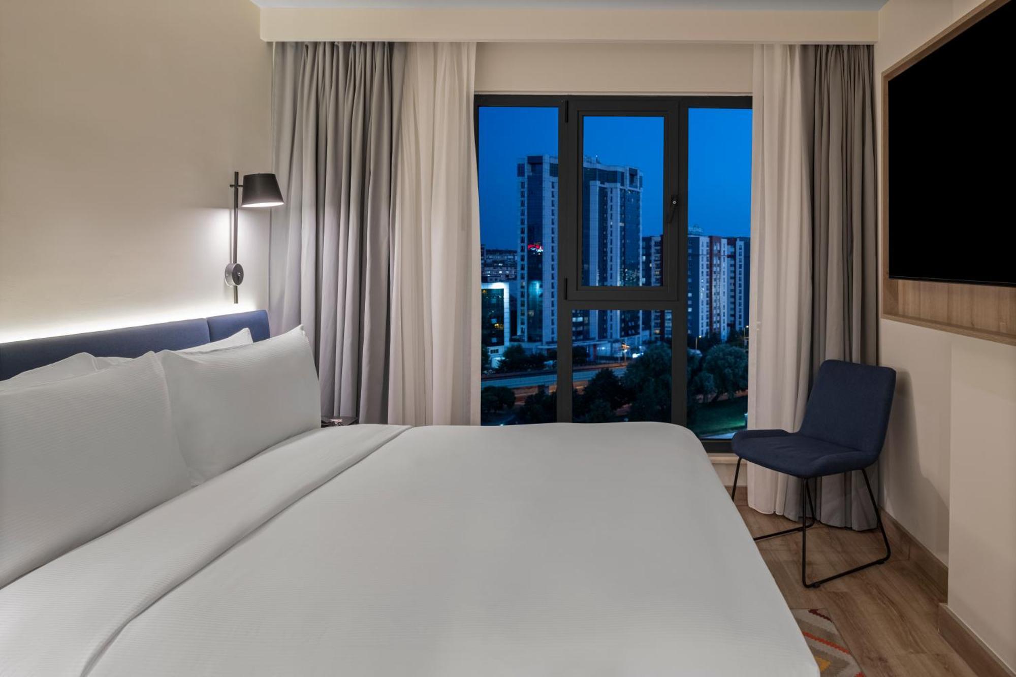 Hampton By Hilton Istanbul Merter Zewnętrze zdjęcie